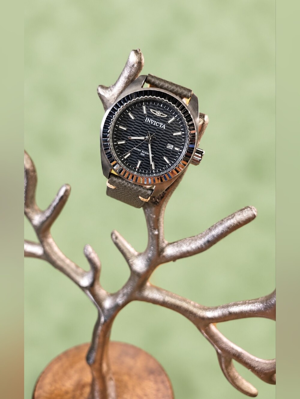 Invicta Angel 40mm Watch – Grey Motiff Dial – Grey Leather Strap